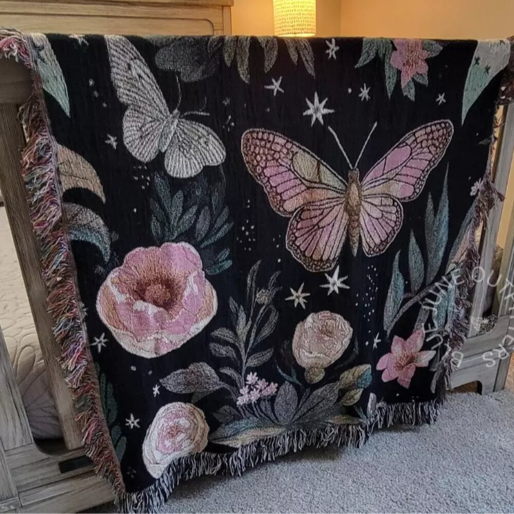 WITCH'S NIGHT GARDEN | WOVEN THROW BLANKET